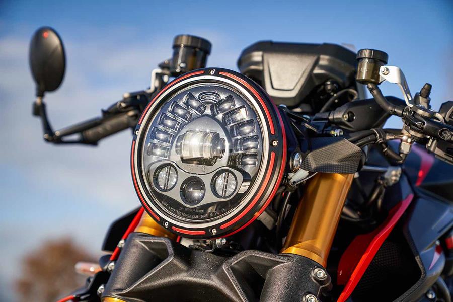 The front light on the MV Agusta Rush 1000