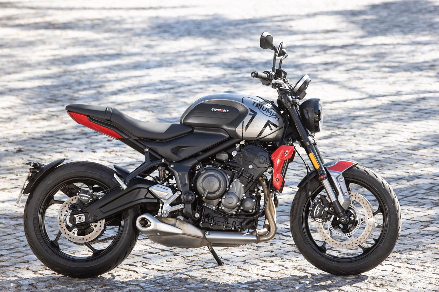 Test triumph store trident 660