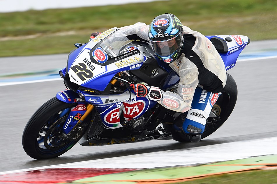 Assen Wsb Lowes Fastest After Wet Opening Day Mcn