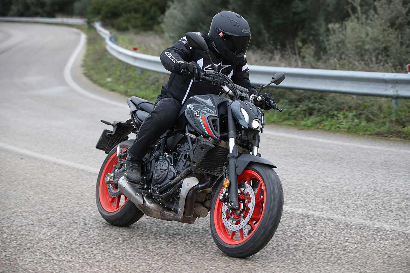 2023 Yamaha MT-07 Review | MCN