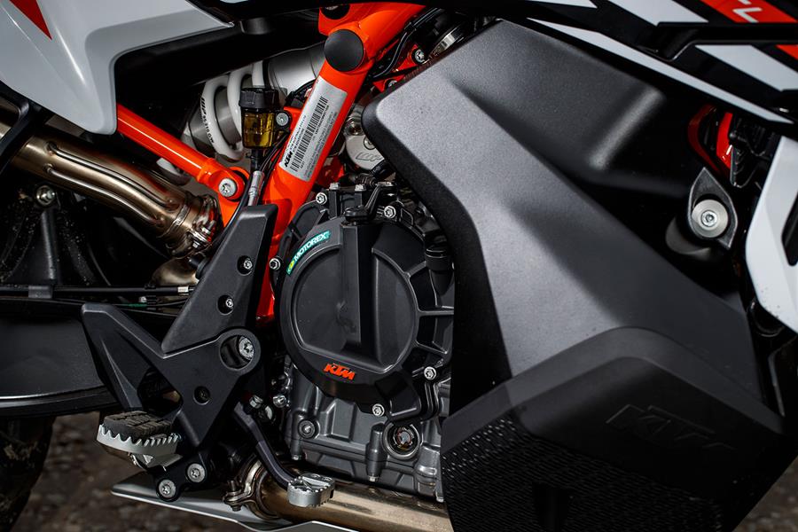 KTM 890 Adventure R 889cc parallel-twin engine