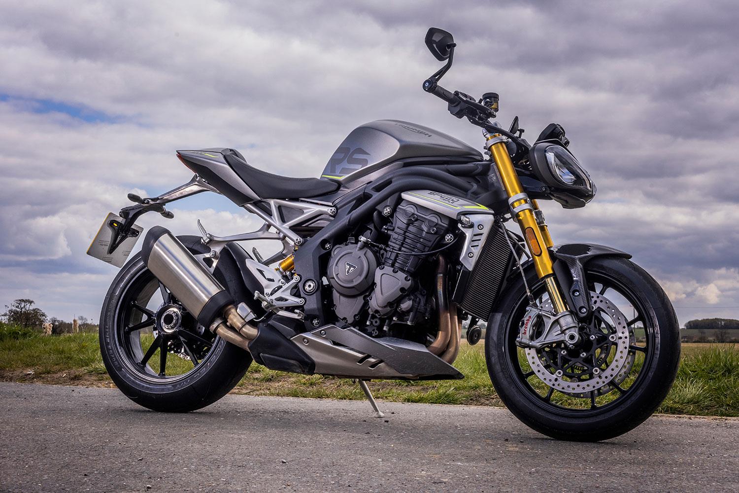 TRIUMPH SPEED TRIPLE RS (2021 - on) Review | MCN