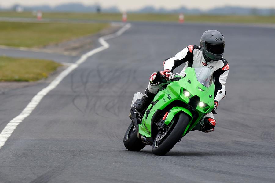 2021 Kawasaki ZX-10RR front