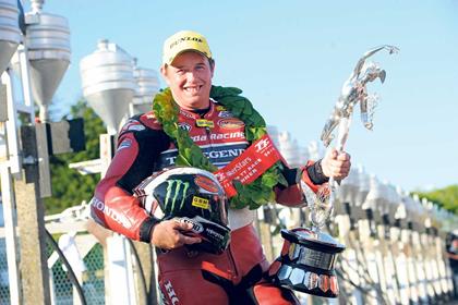 In 2015 John McGuinness' won the senior TT race ahead of Bruce Anstey and Ian Hutchinson, who were dominating the early part of the week.