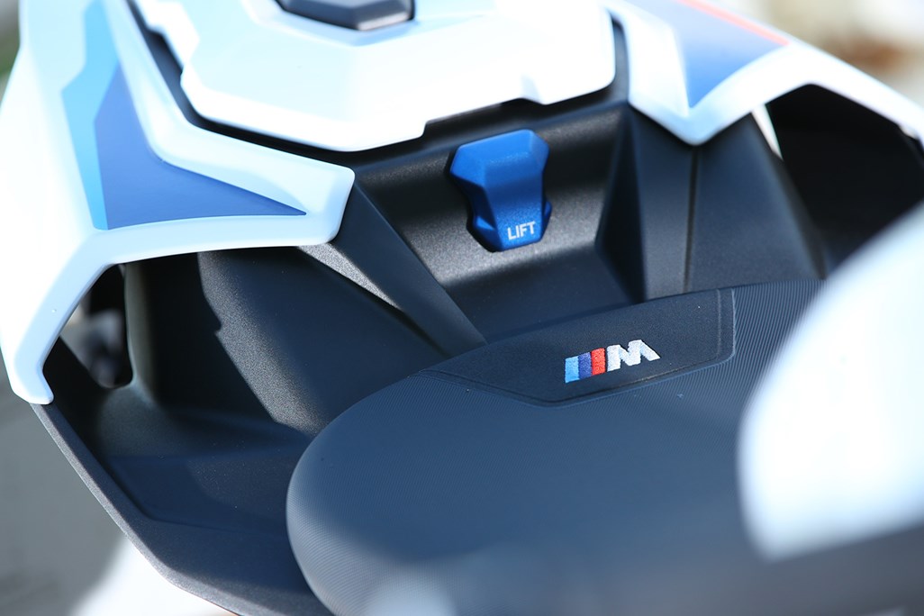 2021-2024 BMW S1000R review: super naked based S1000RR