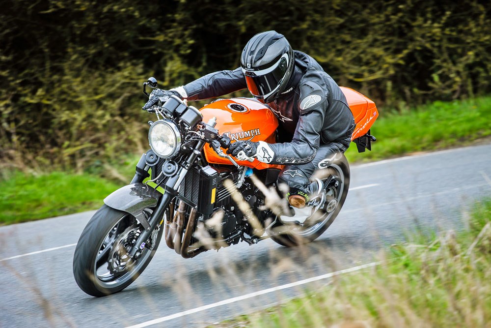 triumph speed triple mcn