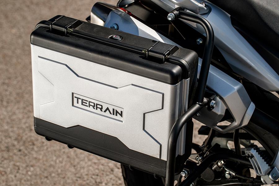 Sinnis Terrain 125 luggage