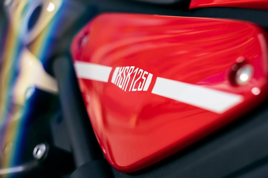 Yamaha XSR125 side panel decal