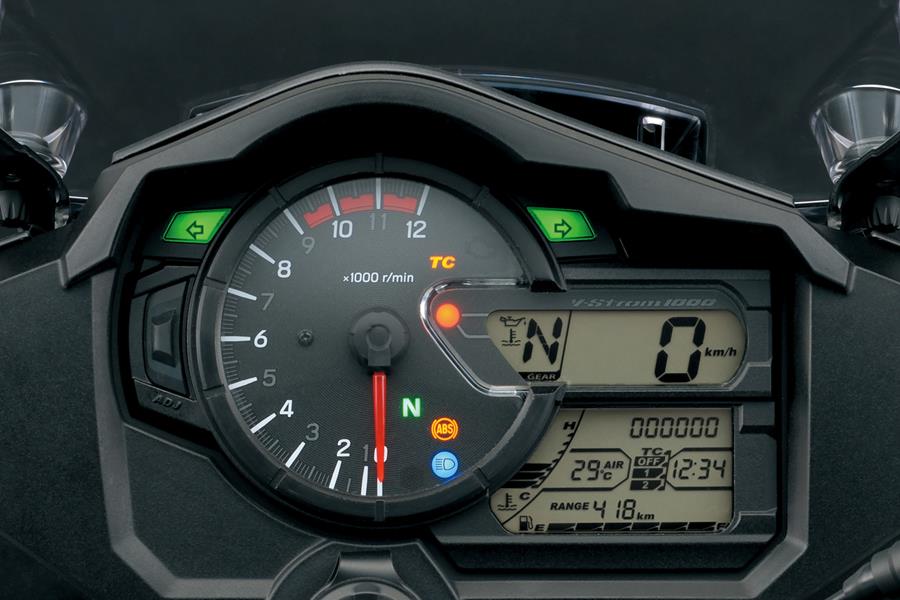 Clocks on the 2017-2019 Suzuki V-Strom 1000