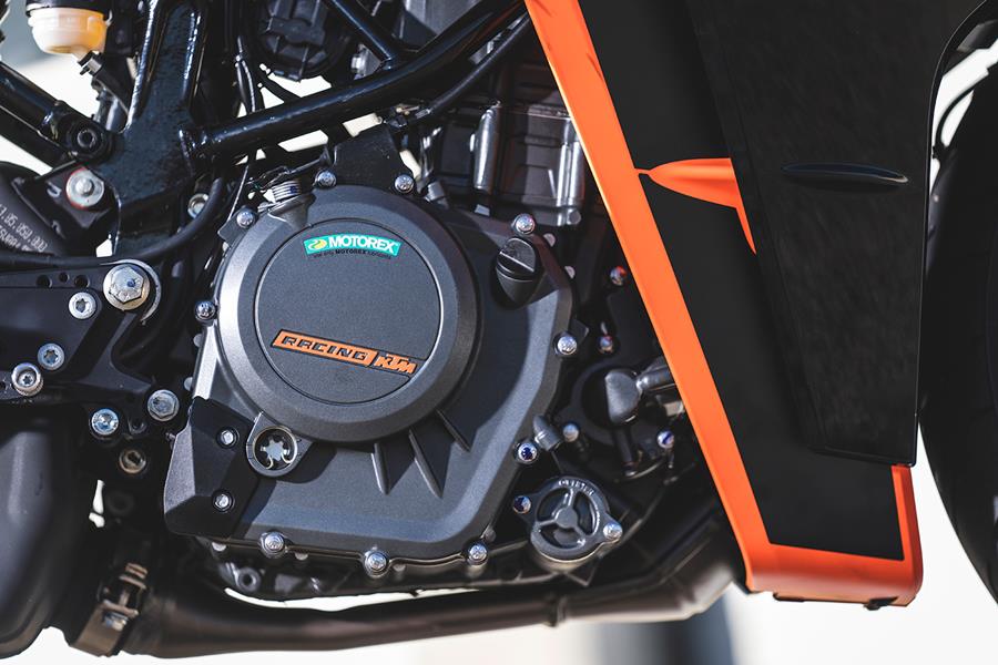 The single-cylinder engine on the KTM RC 390 is now Euro5 compliant