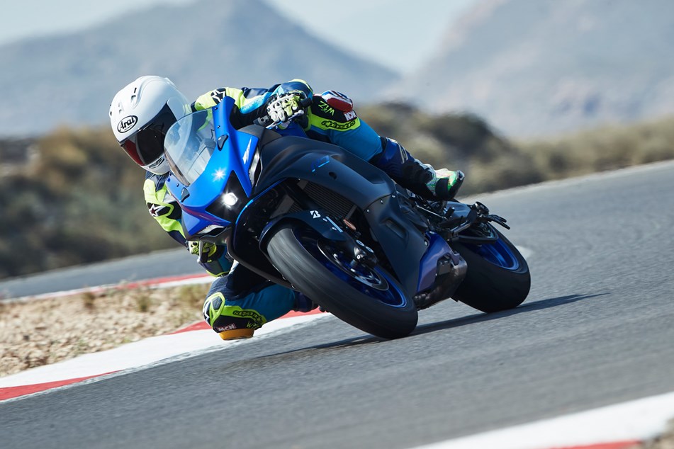 2022 Yamaha R7 review - likeable middleweight sportsbike