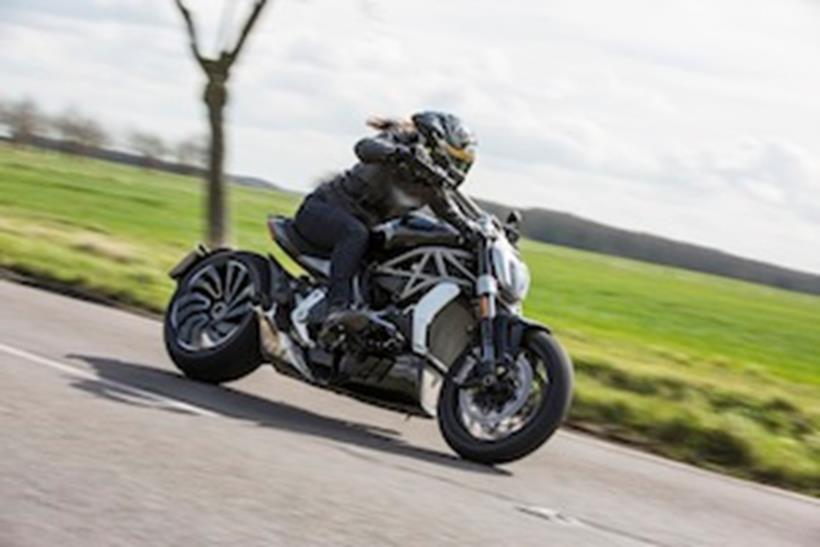 2016 XDiavel is a feet-forward super-naked