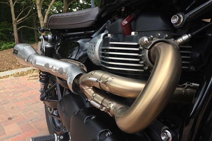 2-1 high level Vance and Hines exhaust