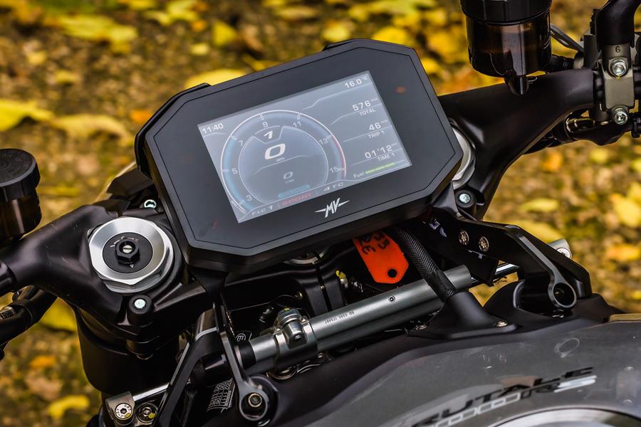 MV Agusta Brutale 1000 RS TFT dash