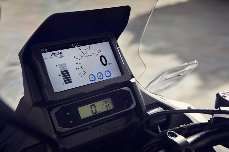 Honda NT1100 TFT dash