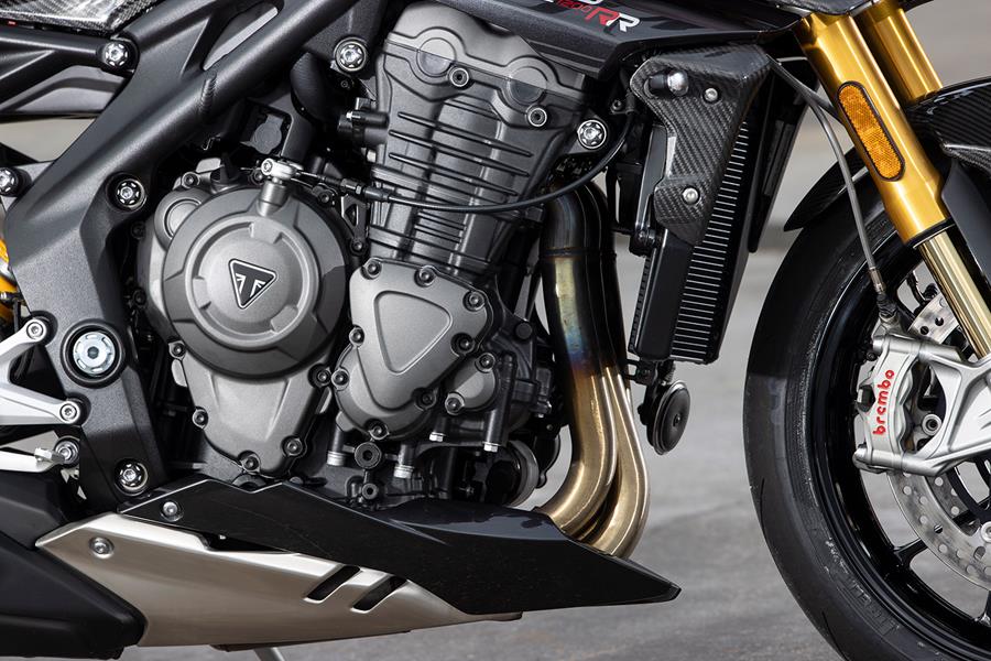 Triumph Speed Triple 1200 RR engine