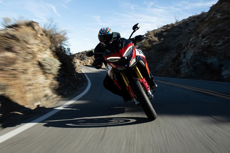 Ducati Multistrada V4 Pikes Peak front