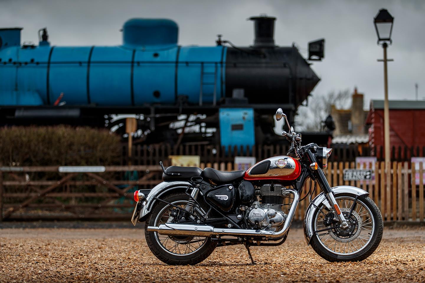 Red royal deals enfield classic 350