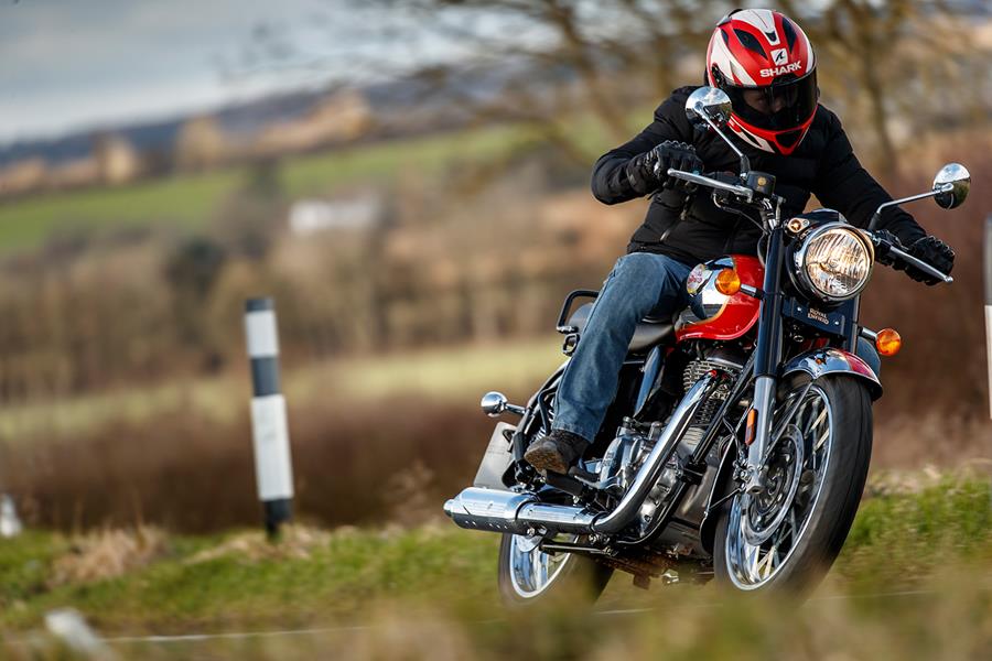 Cornering on the Royal Enfield Classic 350 on UK roads