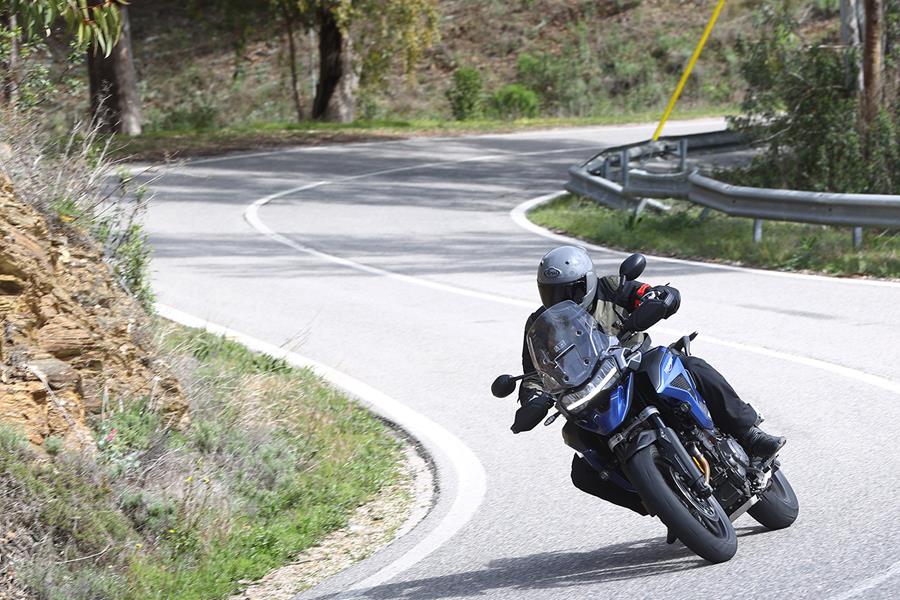 Cornering on the Triumph Tiger 1200 GT Pro