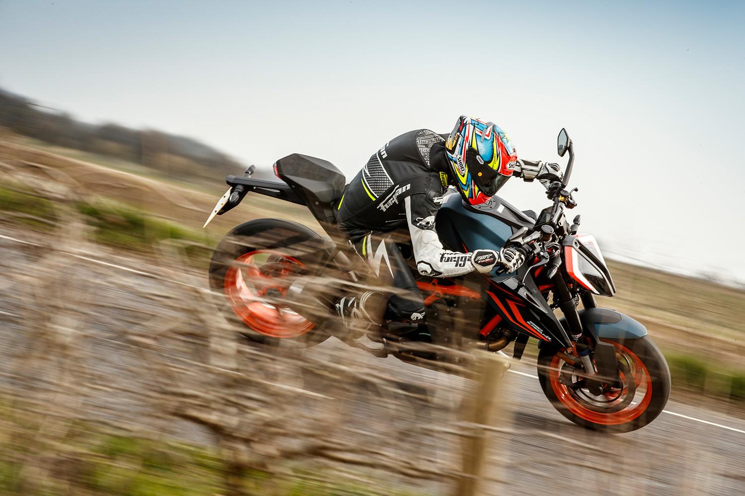 KTM 1290 SUPERDUKE R EVO (2022 - on 