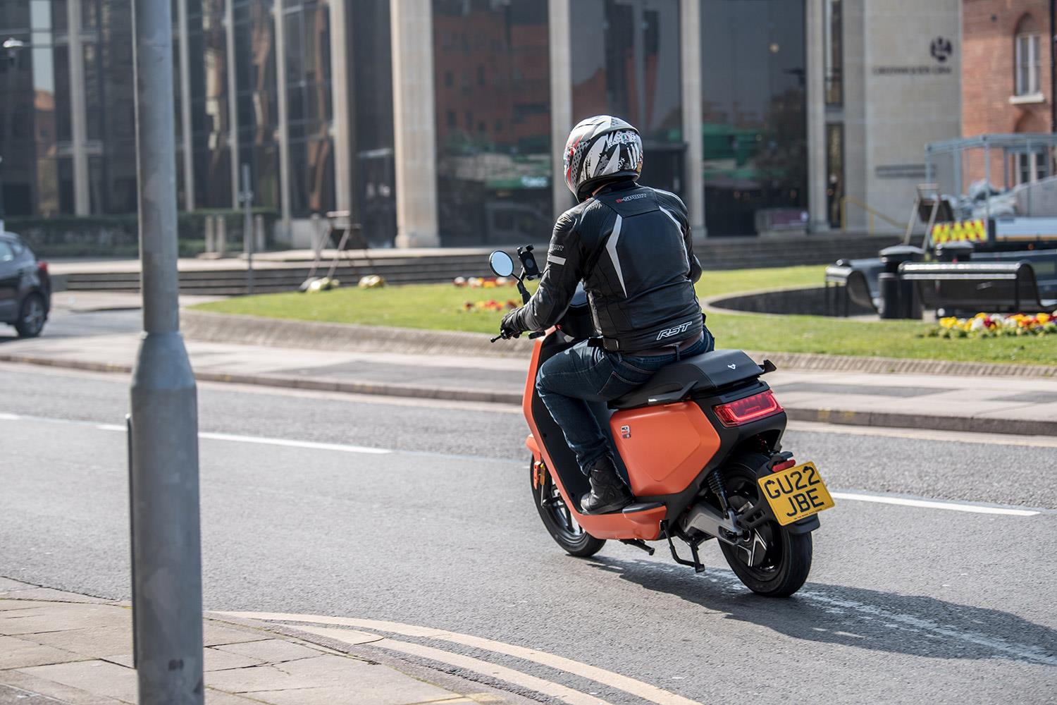 NIU MQI GT EVO (2022 - on) Review | MCN