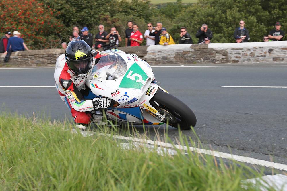 Classic Tt Anstey Takes Lightweight Win Mcn