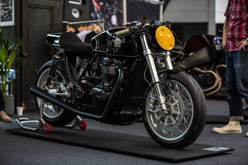 deBolex Triumph Thruxton R at the Bike Shed Show