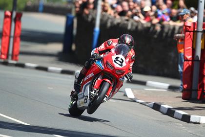 Guy Martin racing at the 2017 Isle of Man TT