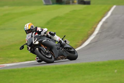 MCN Fleet: When it all click the R6 is magical