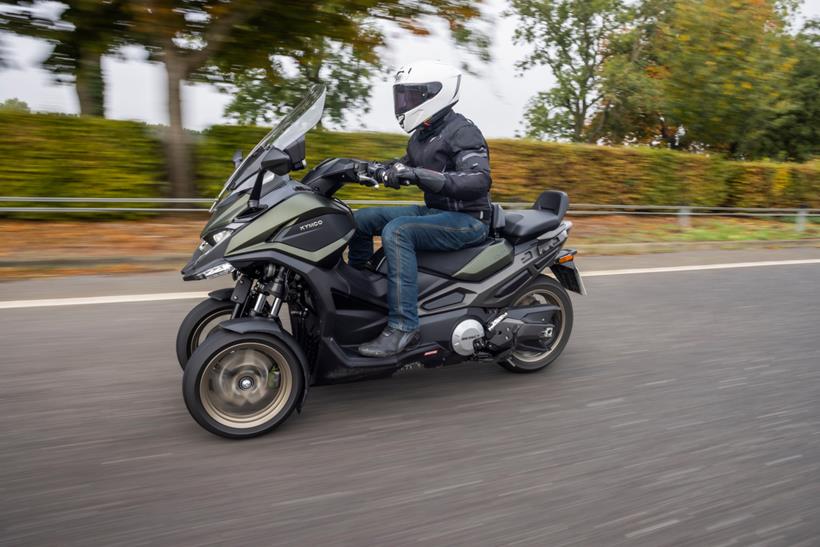 Kymco CV3 on the road