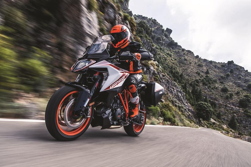 2019 KTM 1290 Super Duke GT