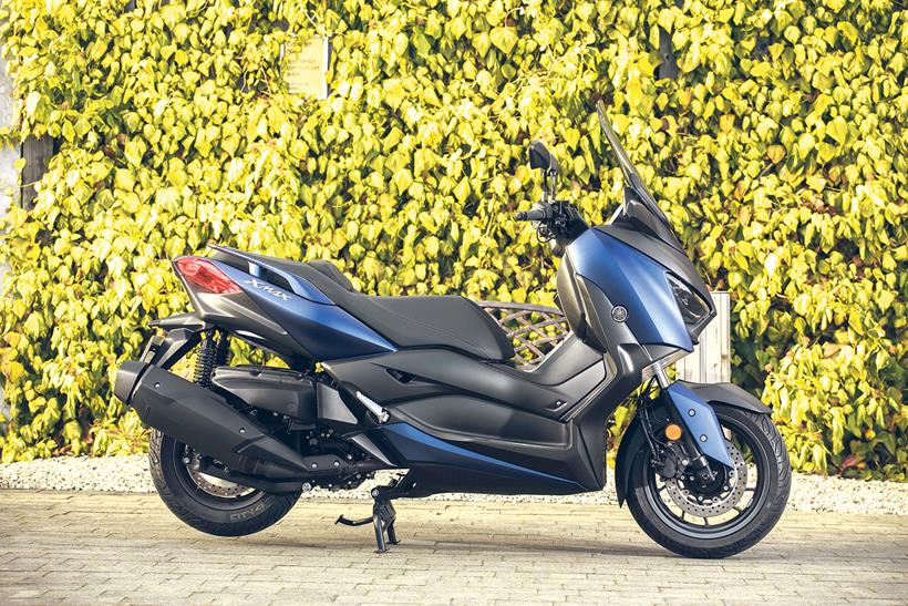 Yamaha X-MAX 400