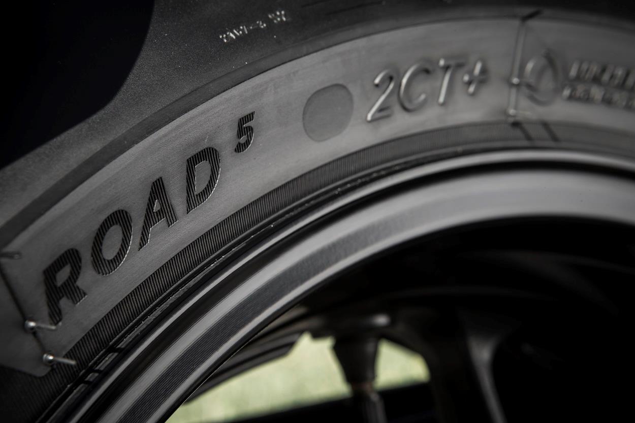 New Tyre Launch Michelin Road 5 Mcn