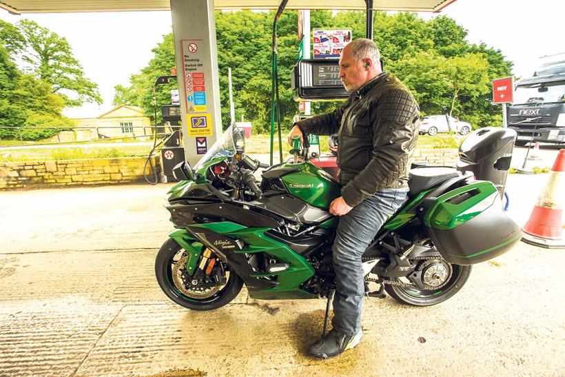 MCN's Richard Newland fills the Kawasaki Ninja H2 SX