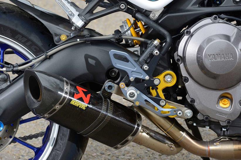 A full Akrapovic pipe provides the ideal soundtrack