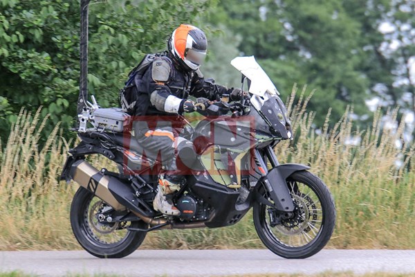 sc project ktm 1090