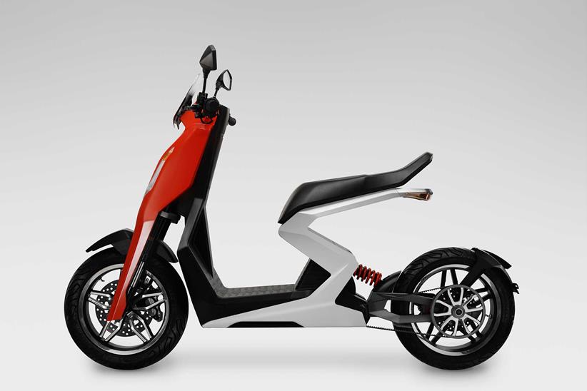 Zapp's new i300 electric scooter weighs 90kg