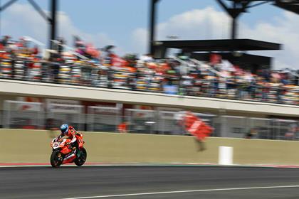 Melandri claims pole ahead of Rea and Laverty