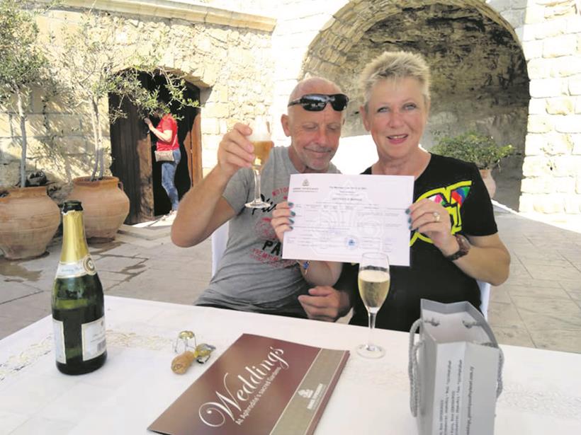 R5K members Carol Gibson and her husband are racking up miles on their honeymoon