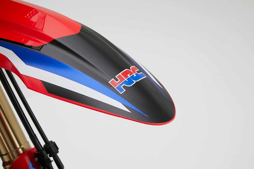 A high front mudguard comes with a neat HRC logo