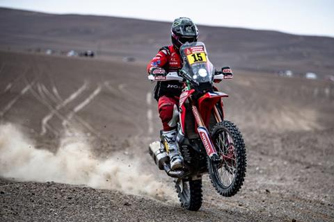 Dakar Stage 4: Tough day closes up front runners