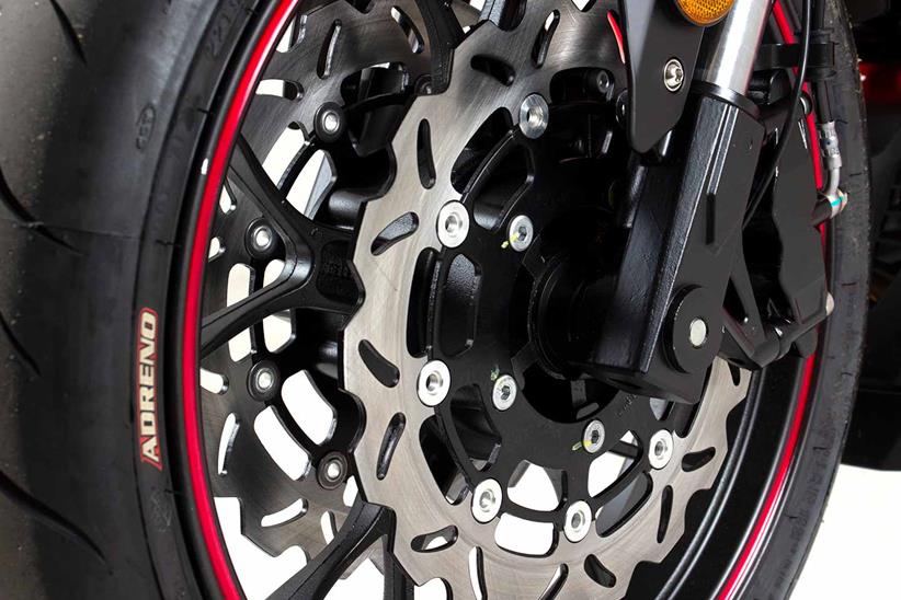 The Lexmoto LXR 380 uses dual front discs