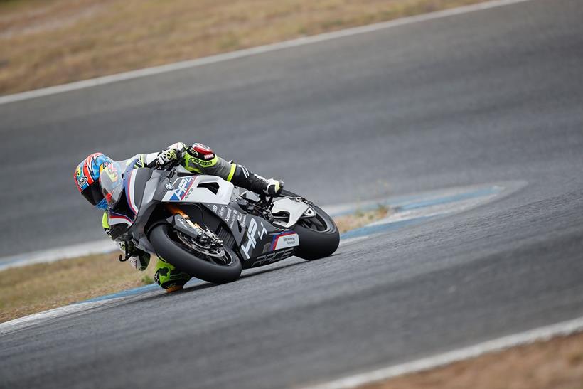 Michael Neeves knee down BMW HP4