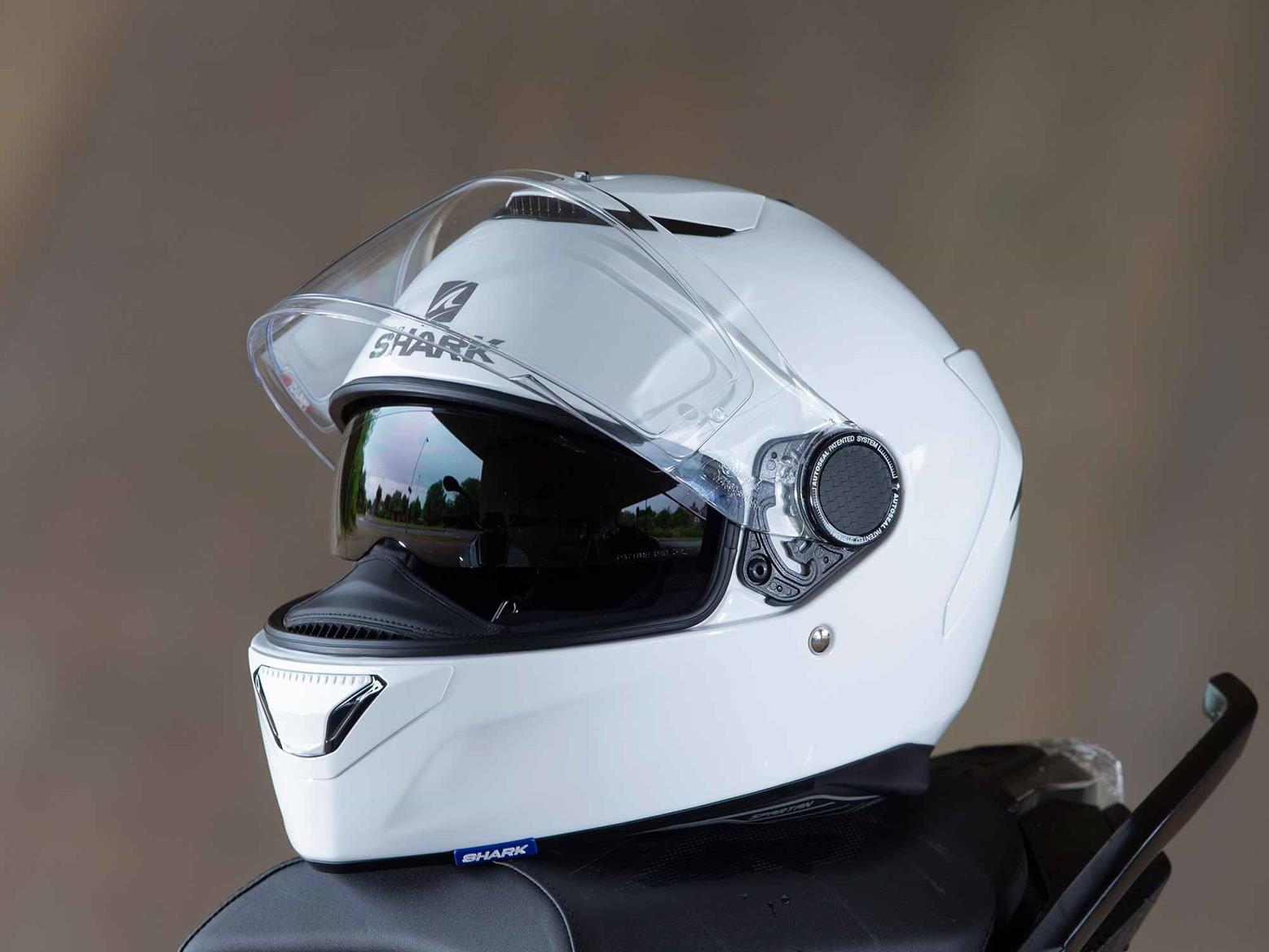 Best sports-touring motorcycle helmets 
