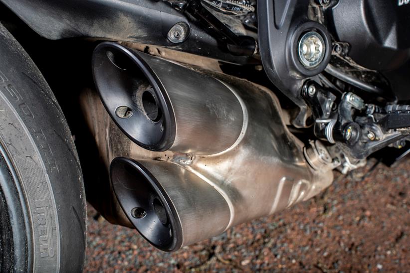 Ducati Diavel 1260S exhaust