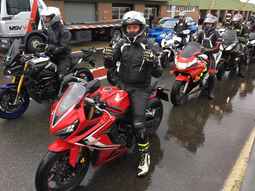 A wet pit lane at Snetterton