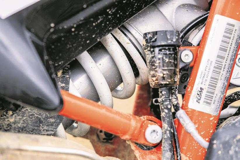 KTM 790 Adventure R shock at close quarters