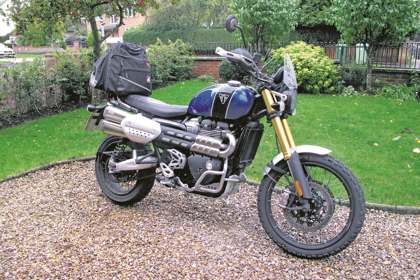 Scrambler 1200 best sale xe luggage