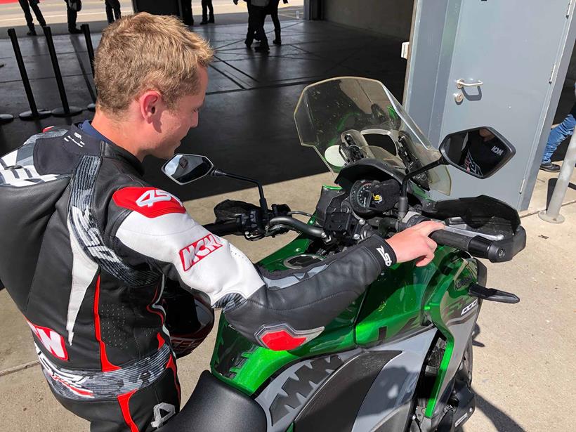 Adjusting the suspension on the Kawasaki Versys 1000 SE